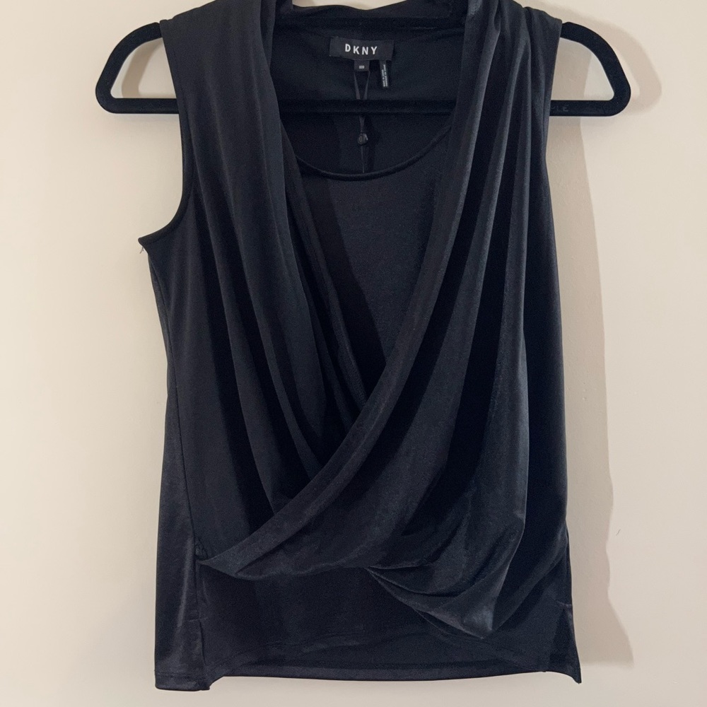 black sleeveless blouse